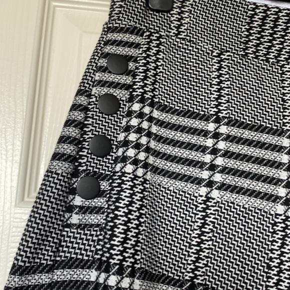 Joseph Ribkoff Black/White Pants Style 193817 - Picture 2 of 3